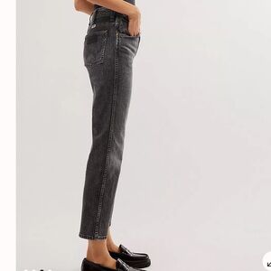 Wrangler - Wild West High-Rise Straight Jeans